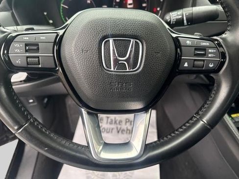 Used 2023 Honda Accord Touring image 7