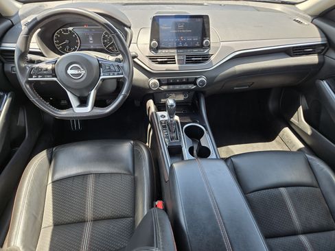 Used 2024 Nissan Altima 2.5 SR FWD image 18