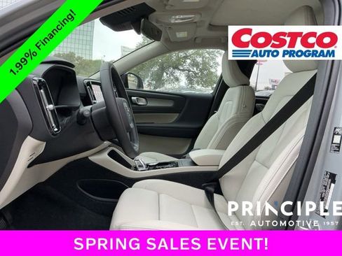 New 2026 Volvo XC40 B5 Plus w/ Protection Package Premier AWD/4WD image 29