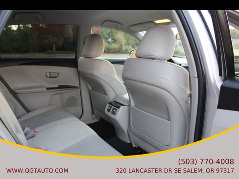 Used 2013 Toyota Venza XLE image 18