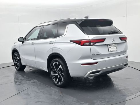 Used 2023 Mitsubishi Outlander SEL 40th Anniversary image 6