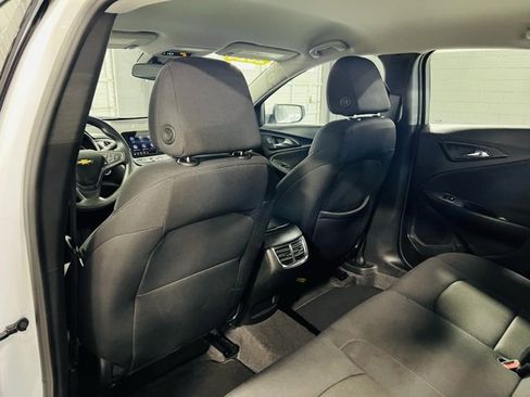 Used 2024 Chevrolet Malibu LT image 21