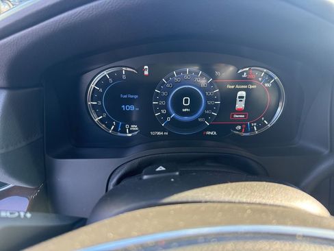 Used 2019 Cadillac Escalade 4WD image 49