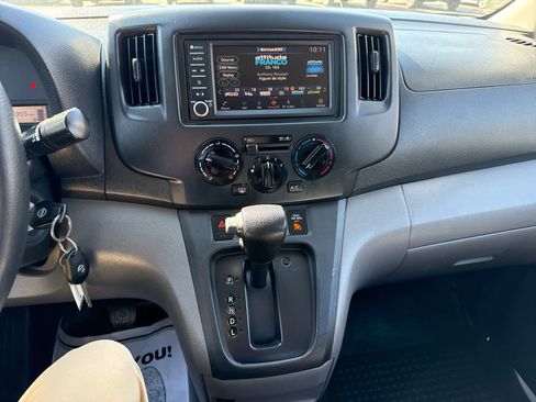 Used 2020 Nissan NV200 SV w/ Sliding Glass Door Package image 21