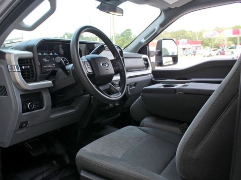 Used 2024 Ford F250 XLT image 20