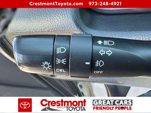Certified 2018 Toyota 4Runner TRD Off-Road Premium AWD/4WD image 23