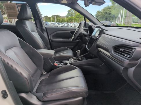 Used 2025 Subaru Forester Touring AWD/4WD image 32