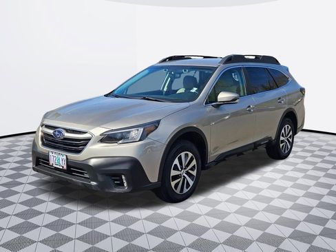 Used 2020 Subaru Outback Premium AWD/4WD image 2