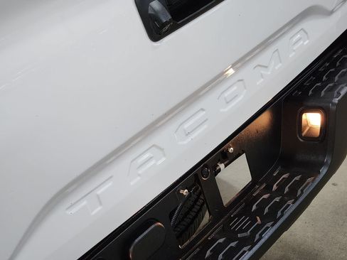 Used 2021 Toyota Tacoma SR RWD image 27