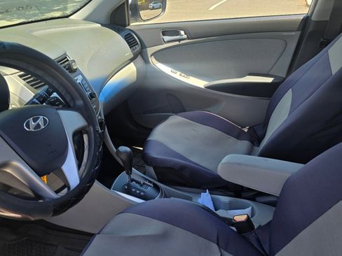 Used 2014 Hyundai Accent GLS FWD image 4