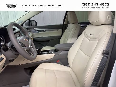 New 2026 Cadillac XT5 Premium Luxury w/ Driver Assist Package FWD image 10