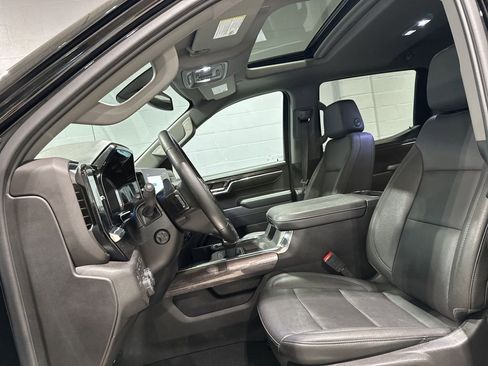 Used 2024 Chevrolet Silverado 1500 LTZ w/ LTZ Convenience Package II AWD/4WD image 13