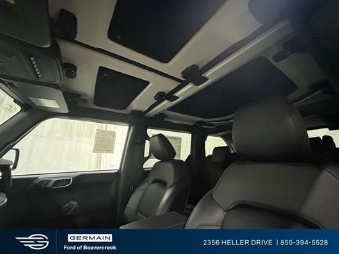 New 2025 Ford Bronco Badlands image 13