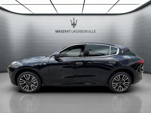 New 2025 Maserati Grecale GT image 11