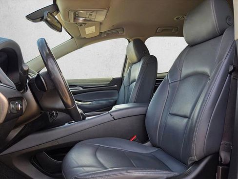 Used 2020 Buick Enclave Essence FWD image 10