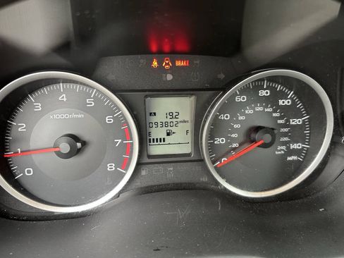 Used 2016 Subaru Forester 2.5i AWD/4WD image 11
