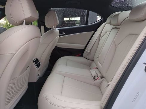 Certified 2026 Genesis G70 2.5T RWD image 12
