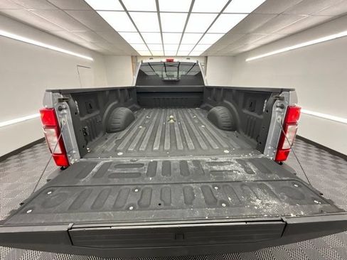 Used 2021 Ford F350 Lariat w/ Lariat Ultimate Package AWD/4WD image 23