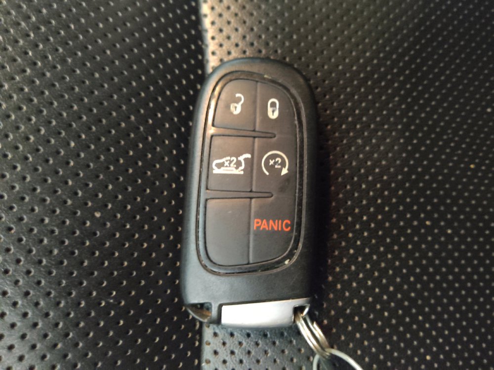 Used 2020 Jeep Cherokee Limited AWD/4WD image 32
