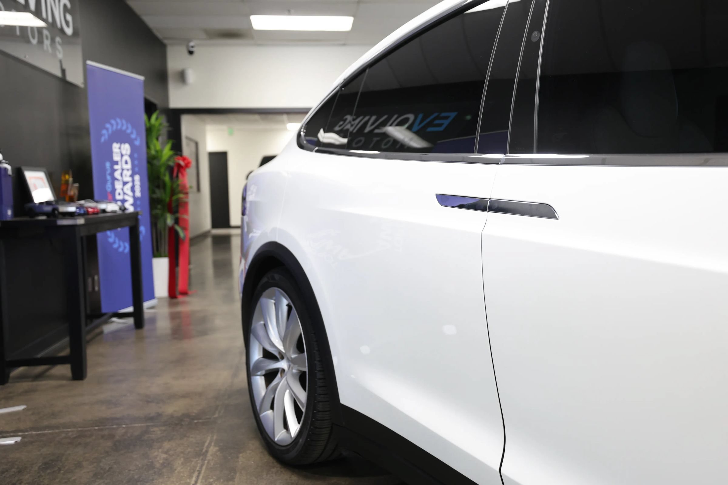 Used 2016 Tesla Model X 75D AWD/4WD image 13