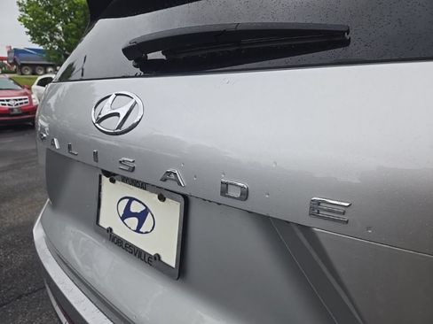 Certified 2024 Hyundai Palisade Limited AWD/4WD image 12