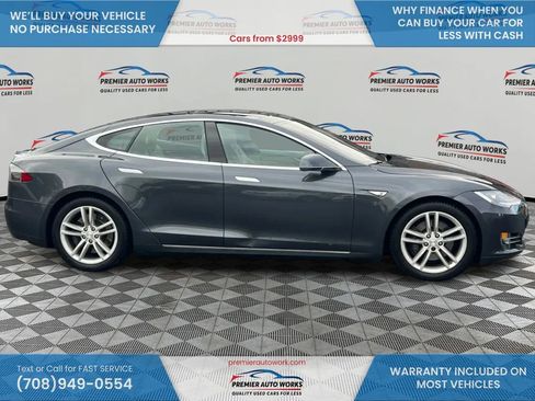 Used 2015 Tesla Model S 70D image 8