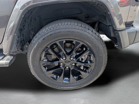 Used 2021 Jeep Wrangler Unlimited Sahara w/ Safety Group AWD/4WD image 17