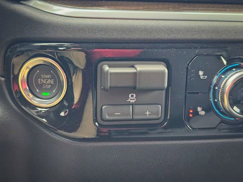 New 2026 GMC Sierra 1500 Elevation image 27