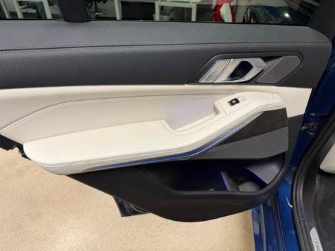 Used 2021 BMW X5 xDrive40i w/ M Sport Package image 52