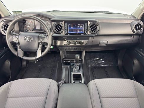 Used 2020 Toyota Tacoma SR w/ SR Convenience Package image 11