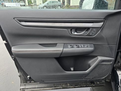 Certified 2025 Honda CR-V Sport-L image 11