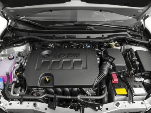 Used 2018 Toyota Corolla iM image 15