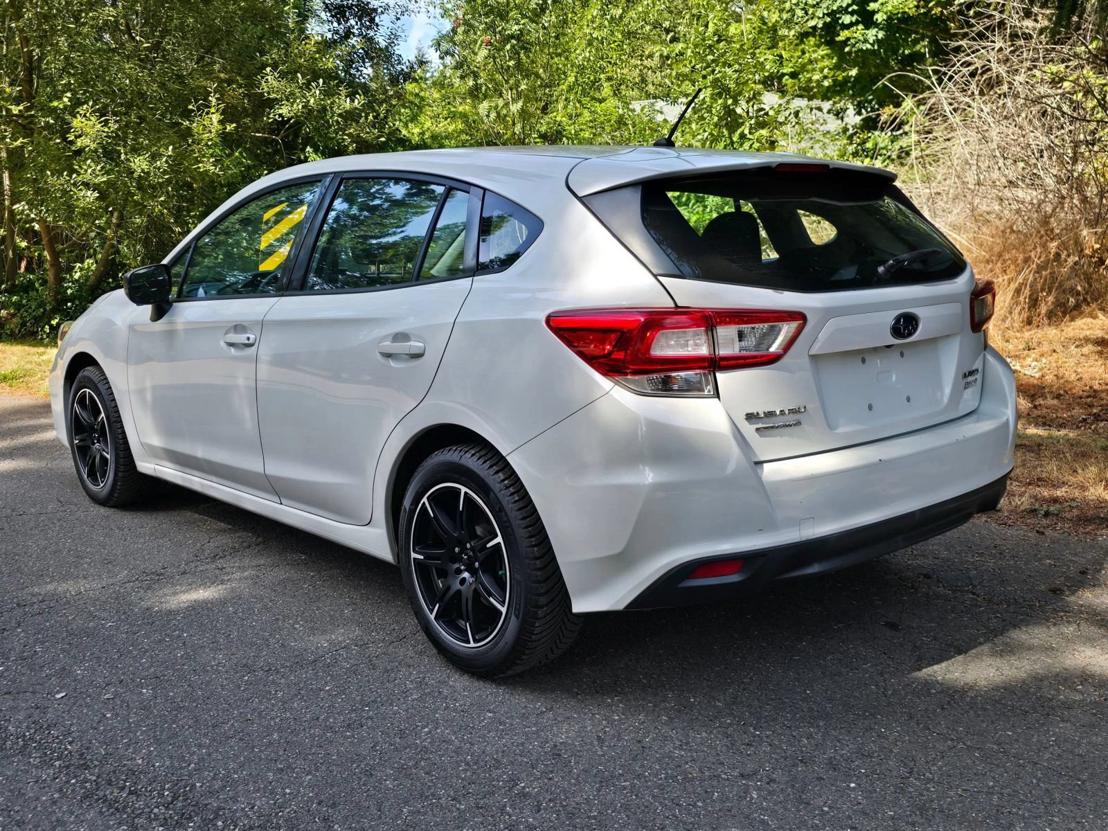 Used 2017 Subaru Impreza 2.0i AWD/4WD image 3