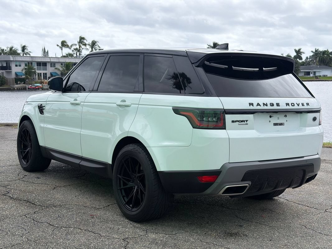 Used 2019 Land Rover Range Rover Sport SE AWD/4WD image 3