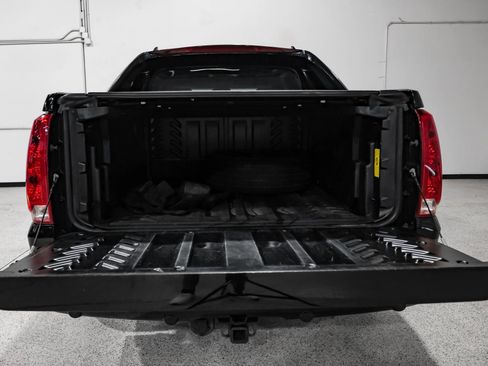Used 2013 Cadillac Escalade EXT Premium AWD/4WD image 51