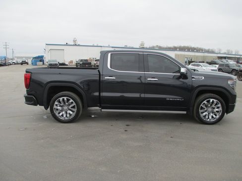 Certified 2023 GMC Sierra 1500 Denali w/ Denali Reserve Package image 4