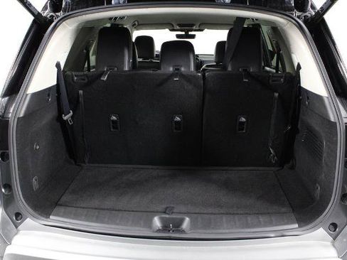 Certified 2024 Nissan Pathfinder SL FWD image 18
