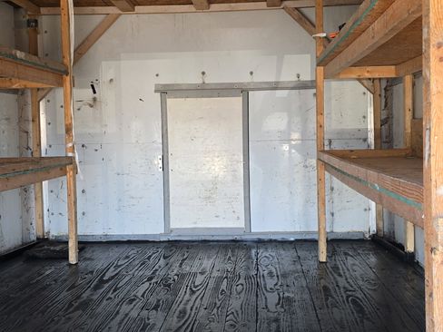 Used 2018 Chevrolet Express 3500 w/ Power Convenience Package image 13