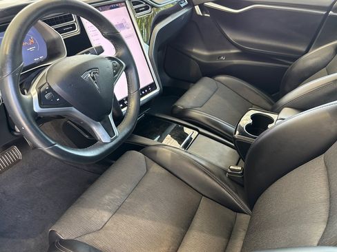 Used 2017 Tesla Model S 75 RWD image 11