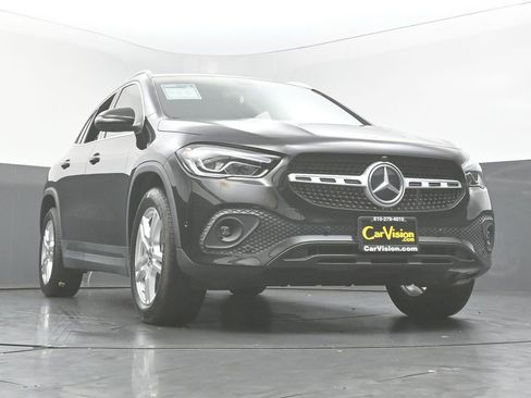 Used 2022 Mercedes-Benz GLA 250 4MATIC w/ Premium Package image 47
