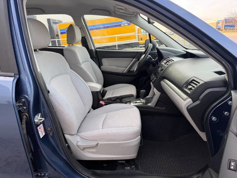 Used 2014 Subaru Forester 2.5i image 18