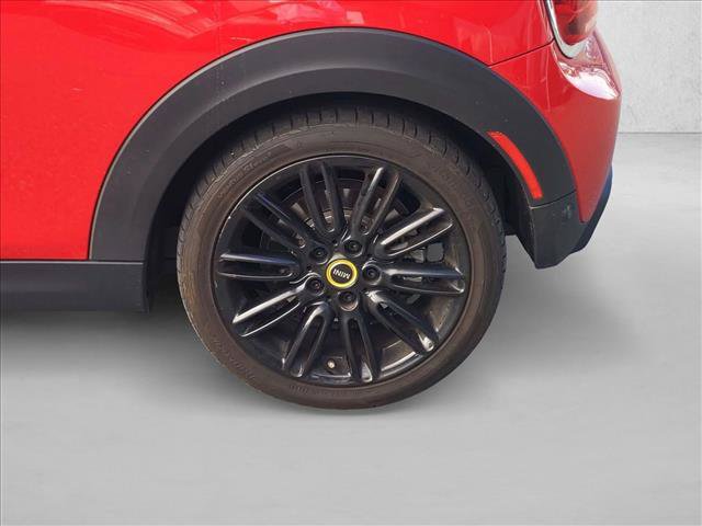 Used 2024 MINI Cooper SE FWD image 7