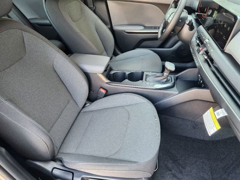 Certified 2025 Kia K4 FWD image 11