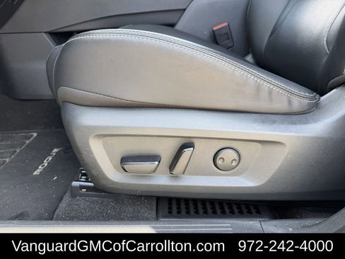 Used 2024 Nissan Rogue SL FWD image 26