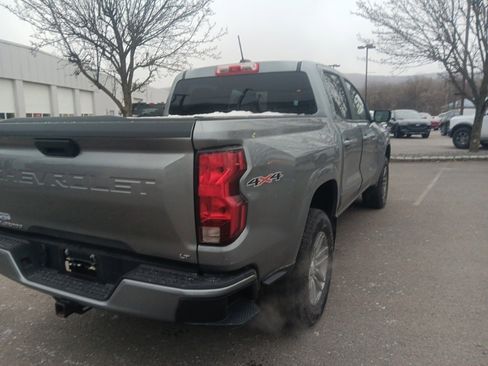 Used 2023 Chevrolet Colorado LT image 11