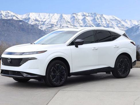 Used 2025 Nissan Murano Platinum w/ Cargo Package AWD/4WD image 2