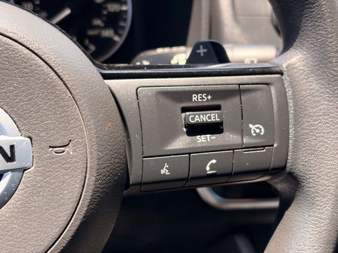Used 2021 Nissan Rogue S FWD image 25
