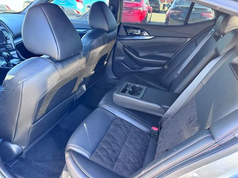 Used 2022 Nissan Maxima SR w/ Sport Mat Group image 33