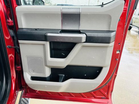 Used 2016 Ford F150 XLT w/ Equipment Group 302A Luxury image 24