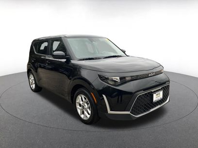 Used 2025 Kia Soul LX w/ LX Technology Package